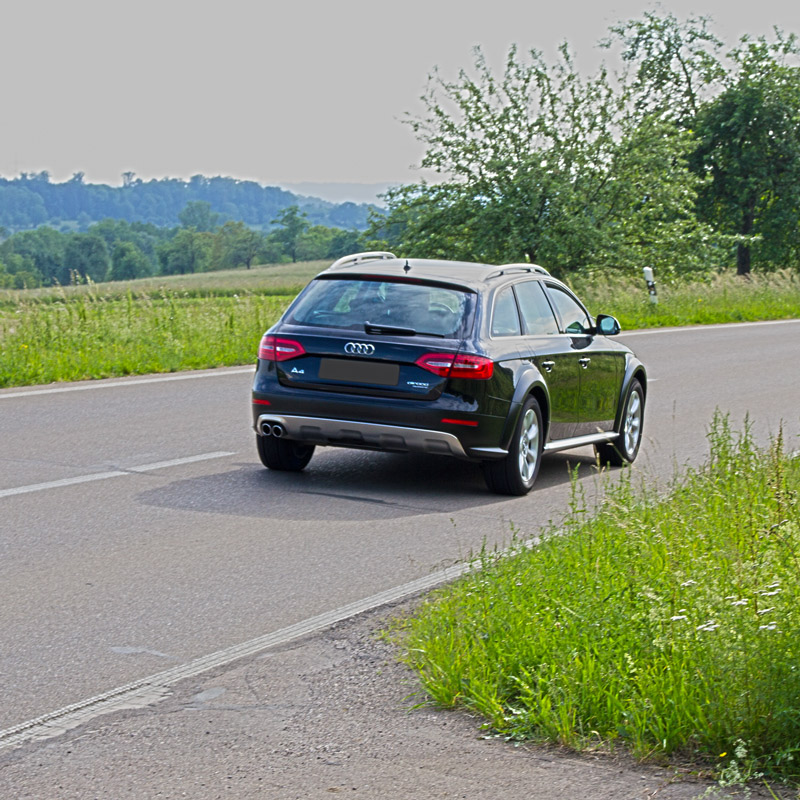 Testar den nya BMW 3-serien Läs mer